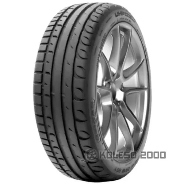 Tigar UHP 215/50 R17 95W Xl
